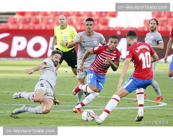 奥萨苏纳机会转化率7.8%联赛倒数 锋无力困局待解